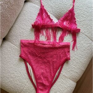 EastnWest Label Pink Agave Set